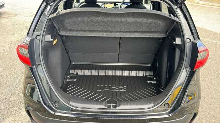 Honda Jazz Hybrid 1.5 i-MMD Hybrid Advance 5dr eCVT 