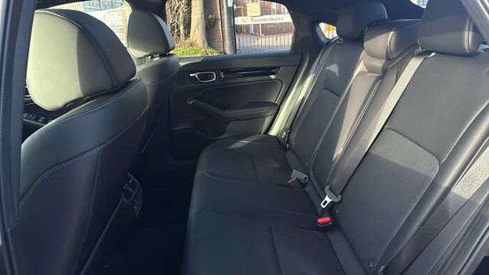 Honda Civic Hybrid 2.0 eHEV Advance 5dr CVT 